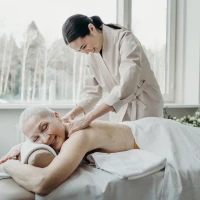 CC Massothérapie auprès des personnes aînées